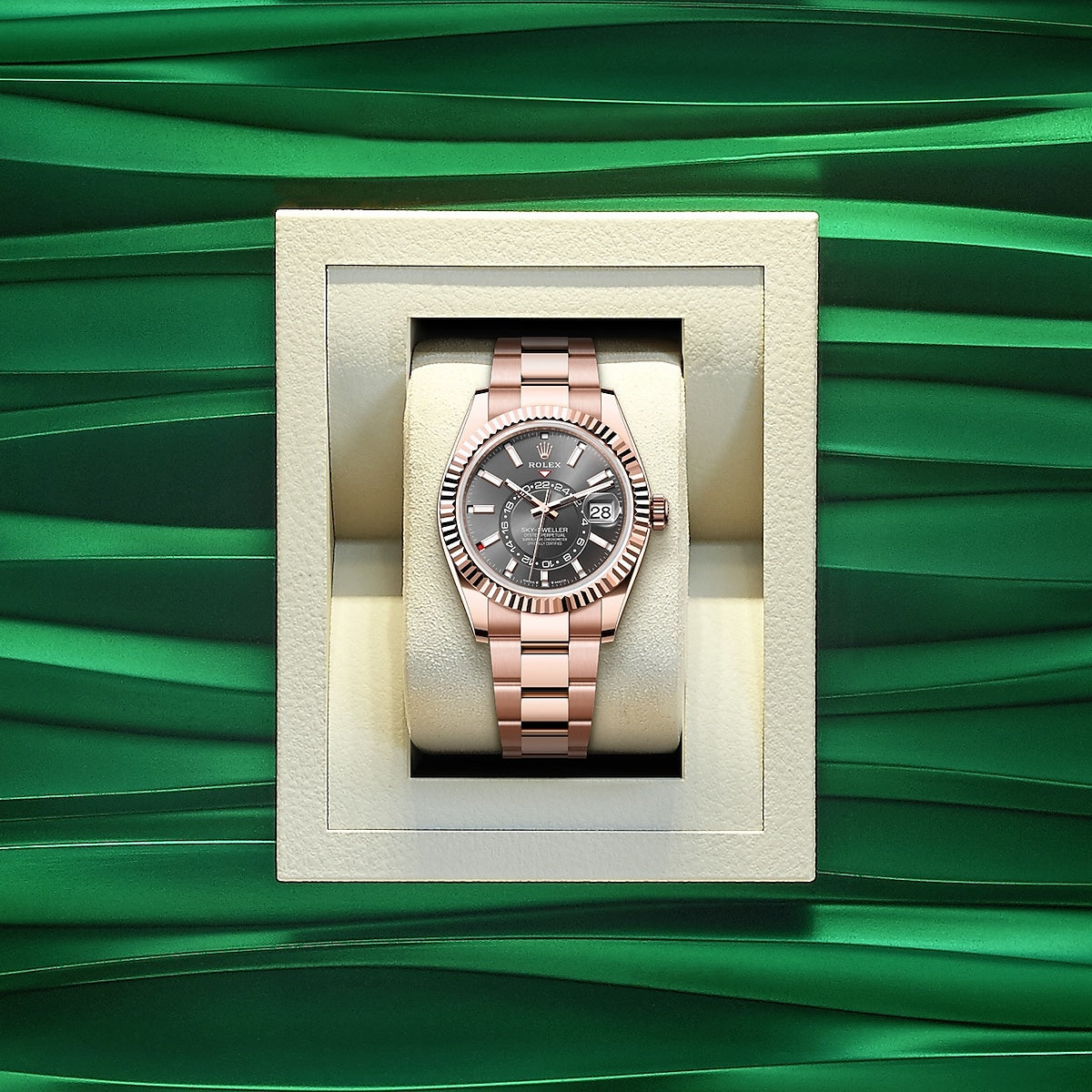 Sky-Dweller, 42mm, 18k Everose Gold, Ref# 336935-0004
